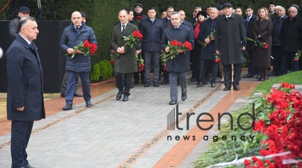 Общественность Азербайджана чтит память великого лидера Гейдара Алиева.Азербайджан Баку 12 декабря 2023